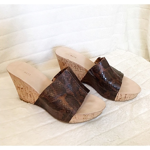 NINE WEST 'Ersilia' 9M Cork Platform Wedge Slide - Picture 1 of 6